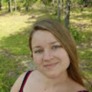 Meet your Posher, Elissa